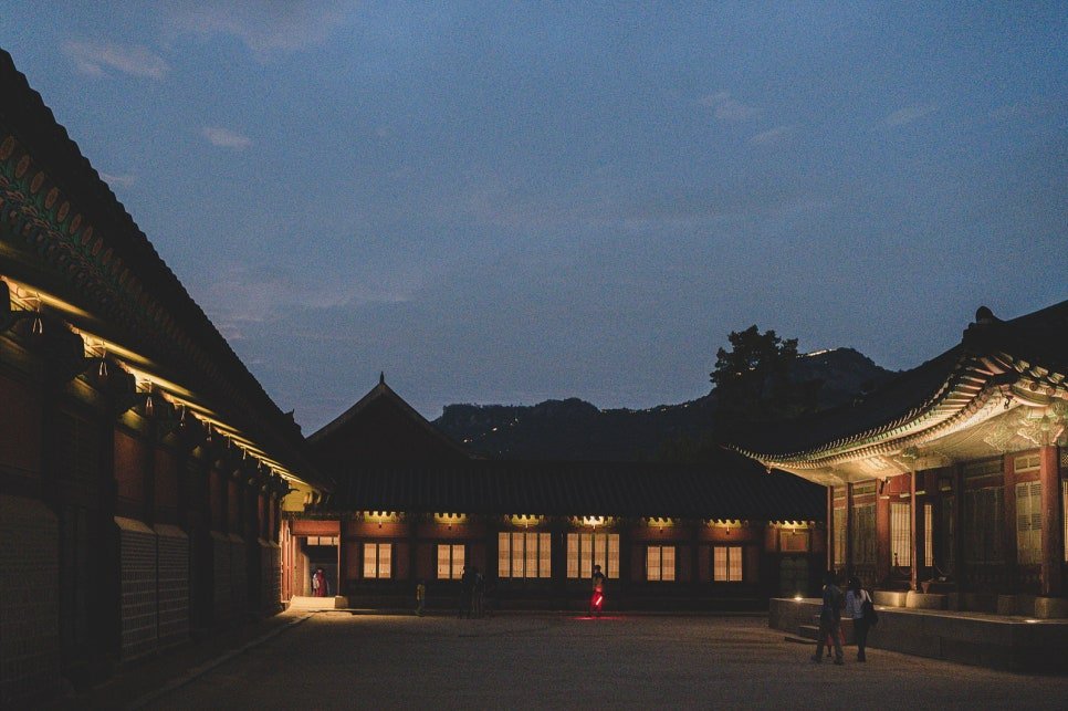 Sajeongjeon hall at night, a quieter courtyard with far fewer visitors than the main throne hall