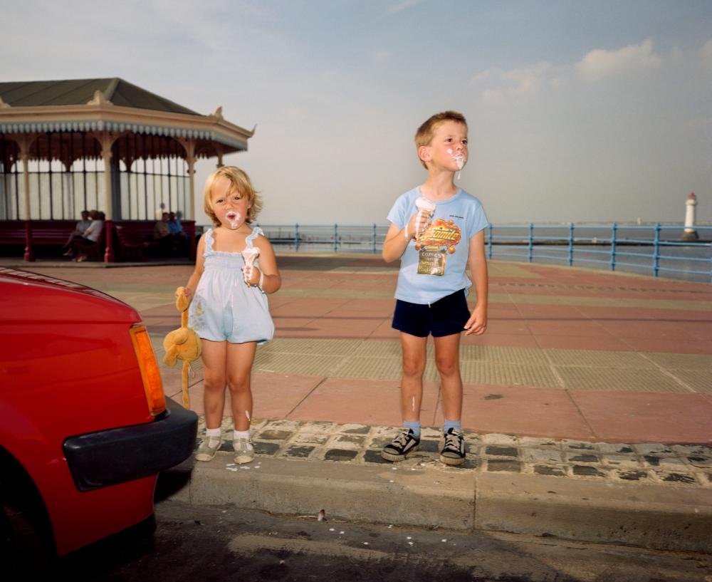 Martin Parr photograph, "New Brighton" (1983–85)